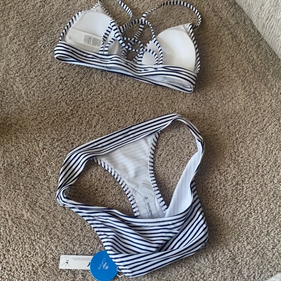 Cupshe striped bikini - Picture 5 of 5
